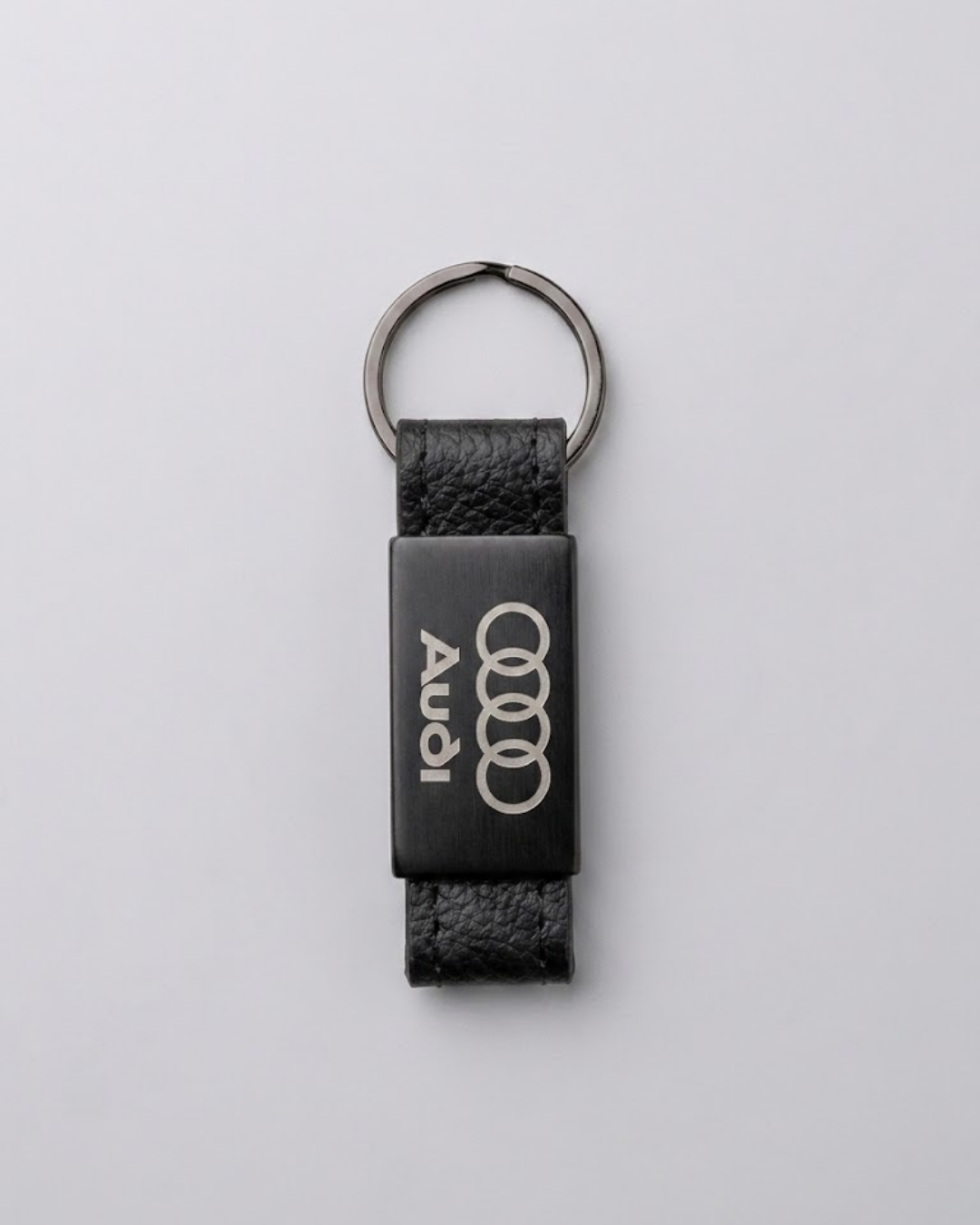 Audi Logolu Deri Metal Anahtarlık Şık Sade Oto Anahtarlık
